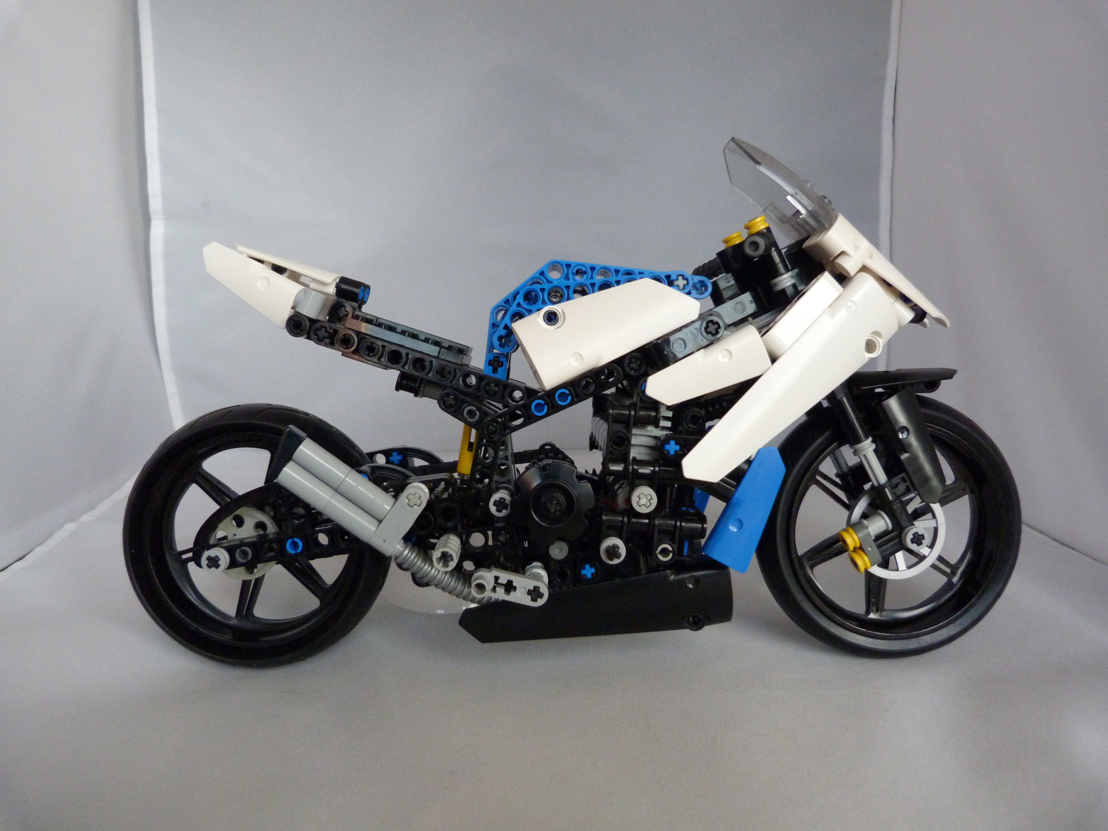 [MOC] LEGO TECHNIC BMW 1000 R | MOCHUB