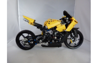 LEGO MOC HARLEY DAVIDSON Street Glide by MOC NEMOOZ